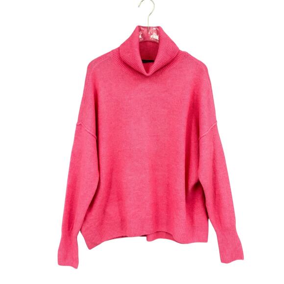 Vince Camuto NWT Bright Pink Plush Knit Oversized Long Sleeve Turtleneck Sweater - Picture 9 of 15